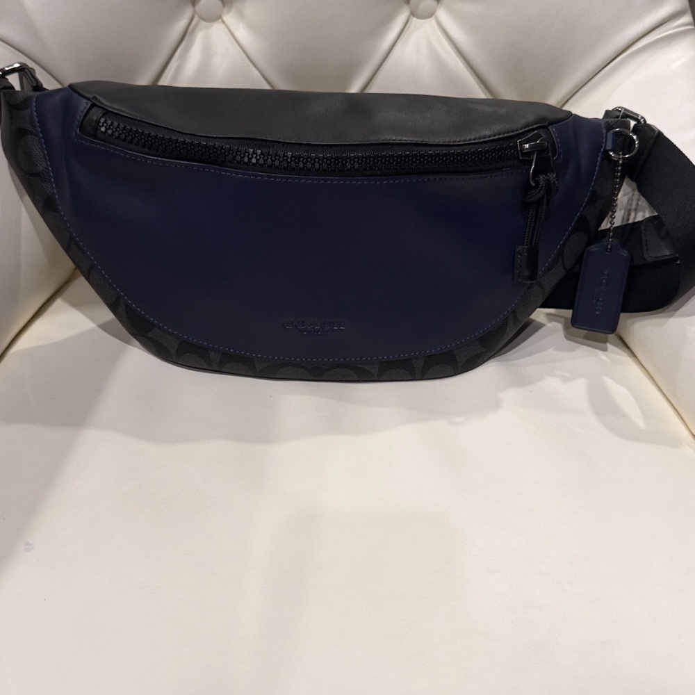 NWT Large Coach Warren Colorblock Leather and Signature Canvas Belt Bag - Picture 14 of 16